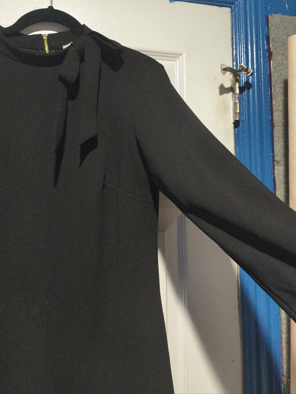Calvin Klein Black Tie Neck Long Sleeve Sheath Dress Exposed Gold Zip Size 10 - Picture 6 of 13